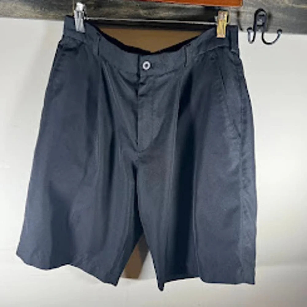 Nike Golf Shorts in black size 32